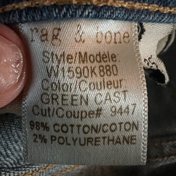 Rag & Bone The Dre Jeans in Green
Cast Size 25 F6 - Picture 4 of 8